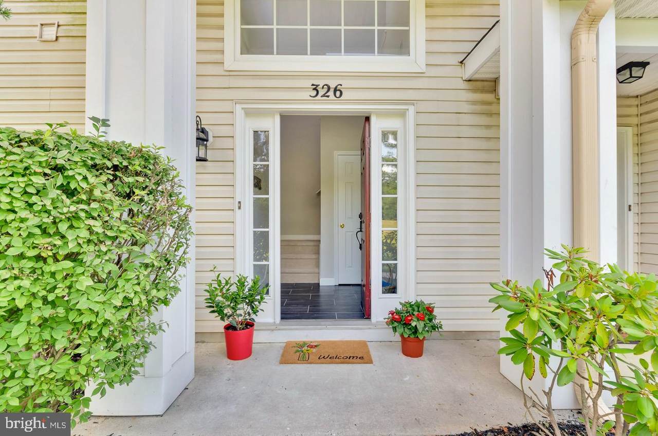 326 Tuvira Lane - Photo 1