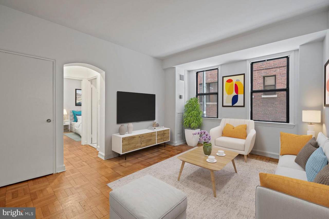 2515 K Street - Photo 1