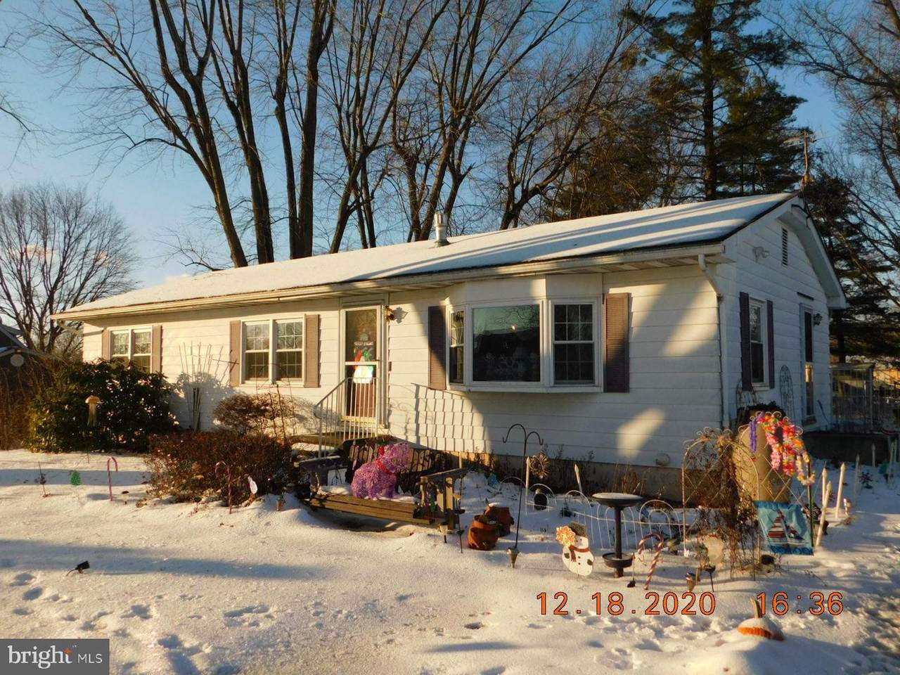 21 Clover Road - Photo 1