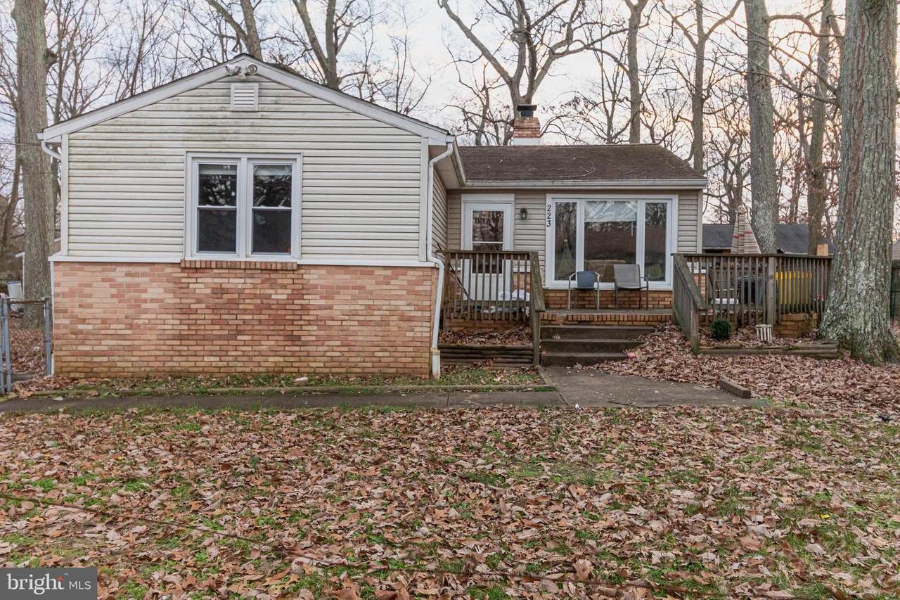 223 Dennis Avenue - Photo 1