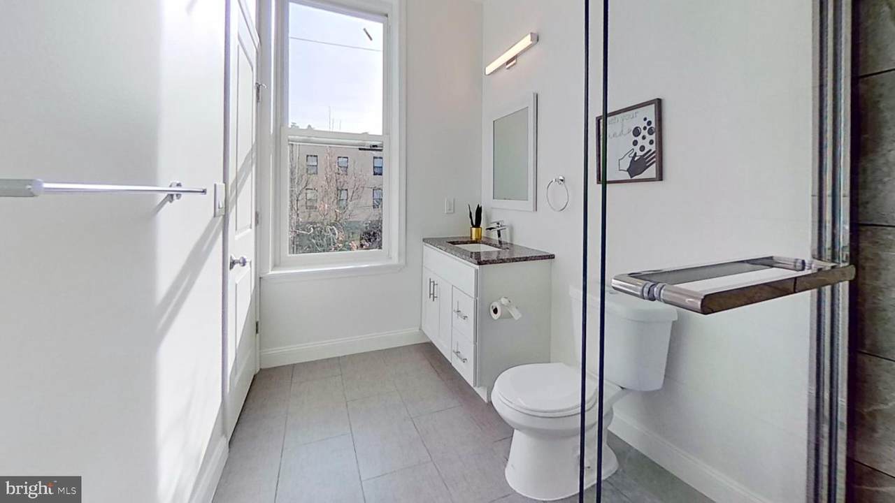 1511 Fairmount Avenue - Photo 1