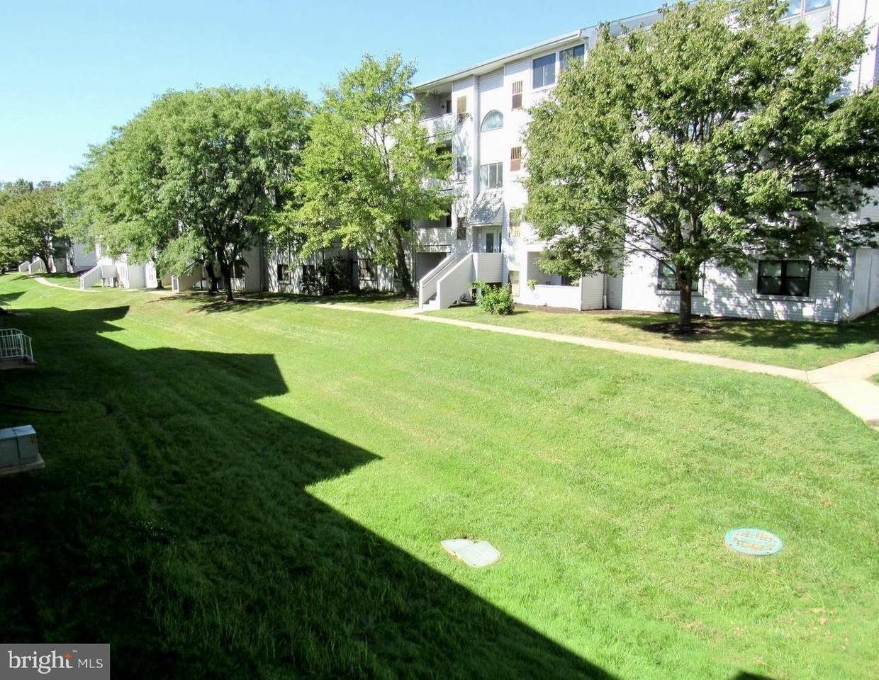 902 Governor Circle - Photo 1
