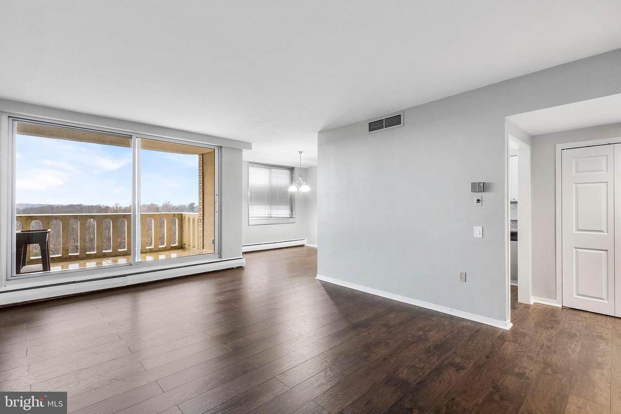 191 Presidential Boulevard - Photo 1