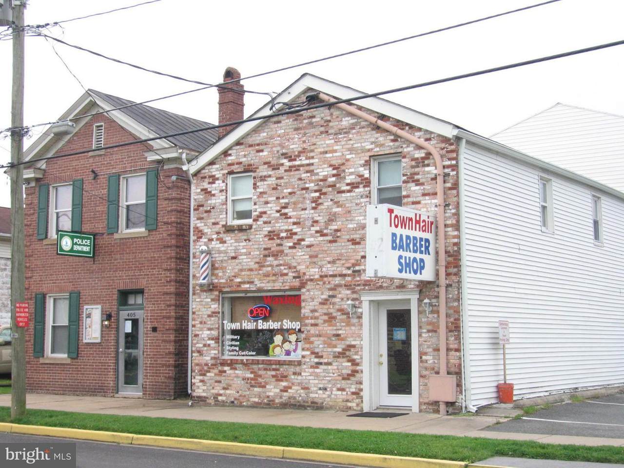 403 Broadway Street - Photo 1