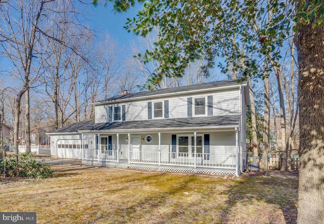 5409 Rainwood Drive - Photo 1