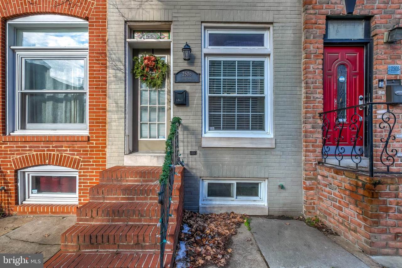 2506 Hudson Street - Photo 1