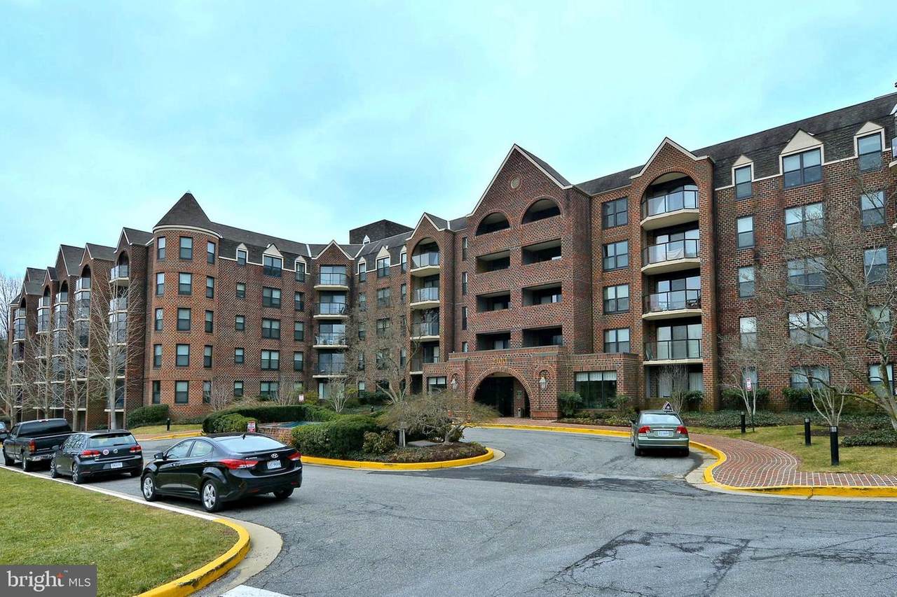 2100 Lee Highway - Photo 1