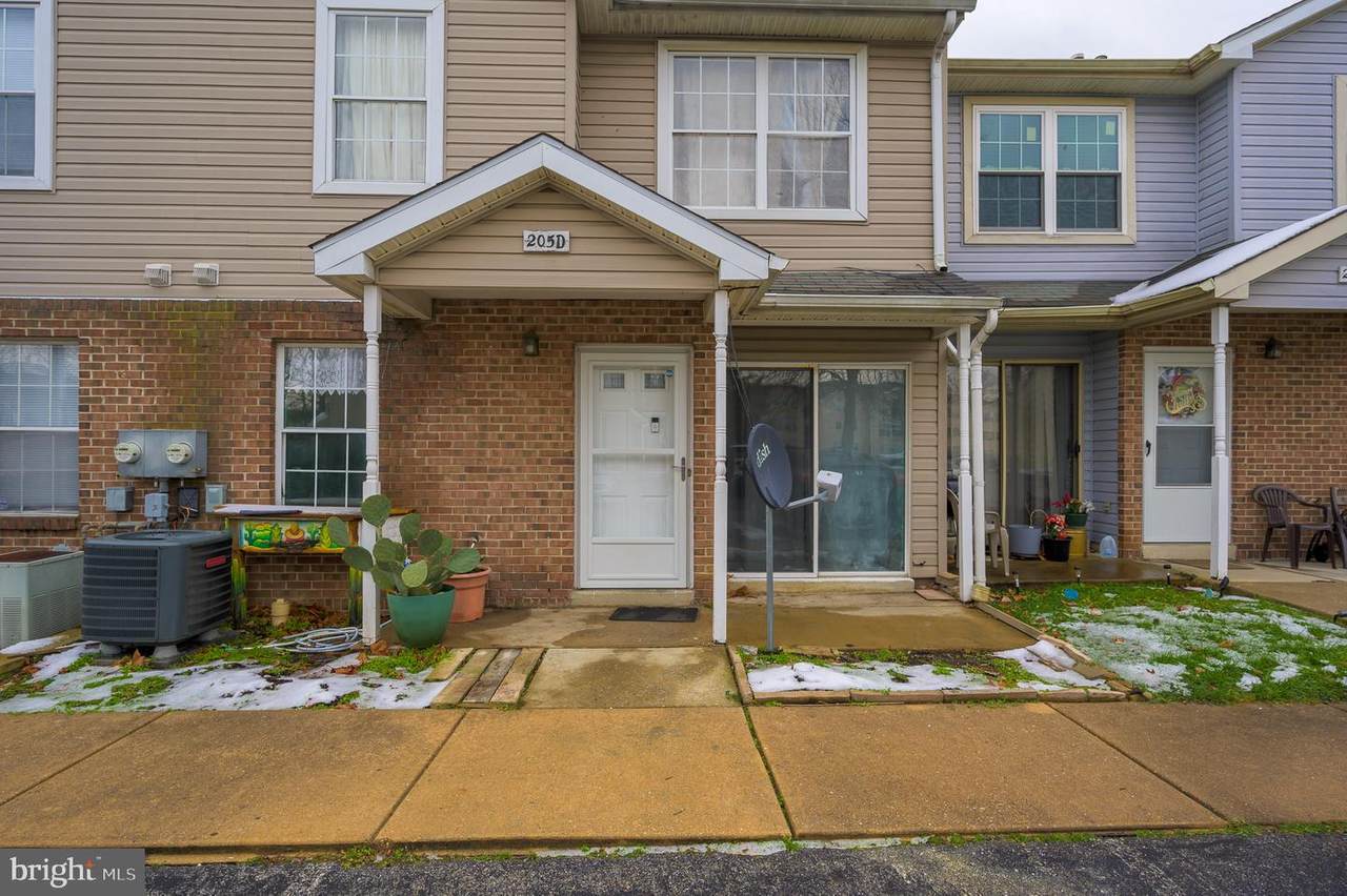 205-D Highland Boulevard - Photo 1