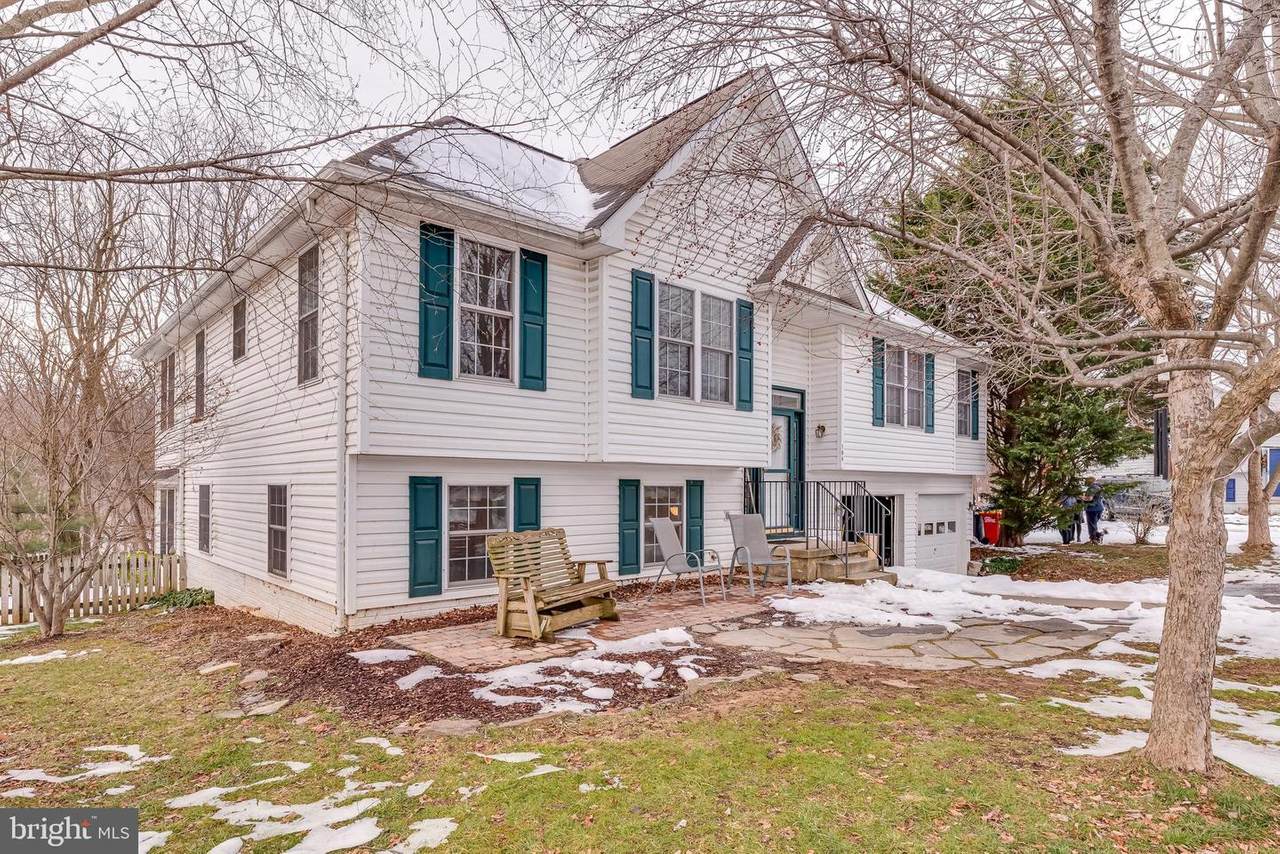 104 Rex Drive - Photo 1