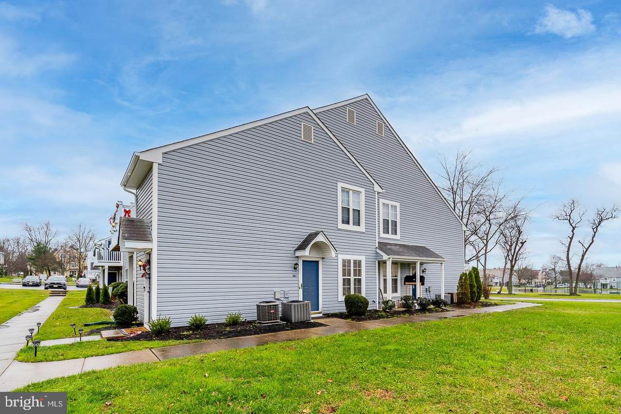347 Surrey Court - Photo 1