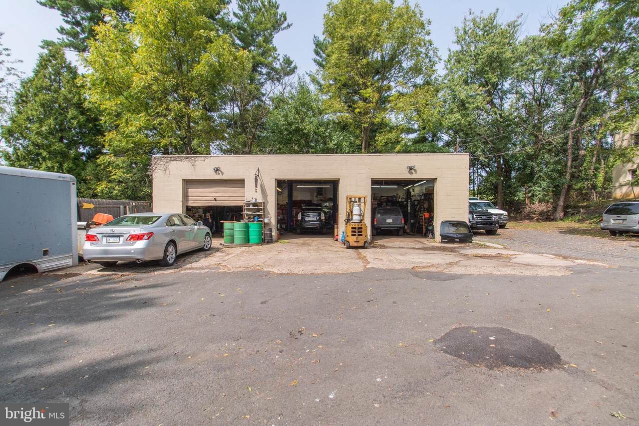 1512 Easton Road - Photo 1