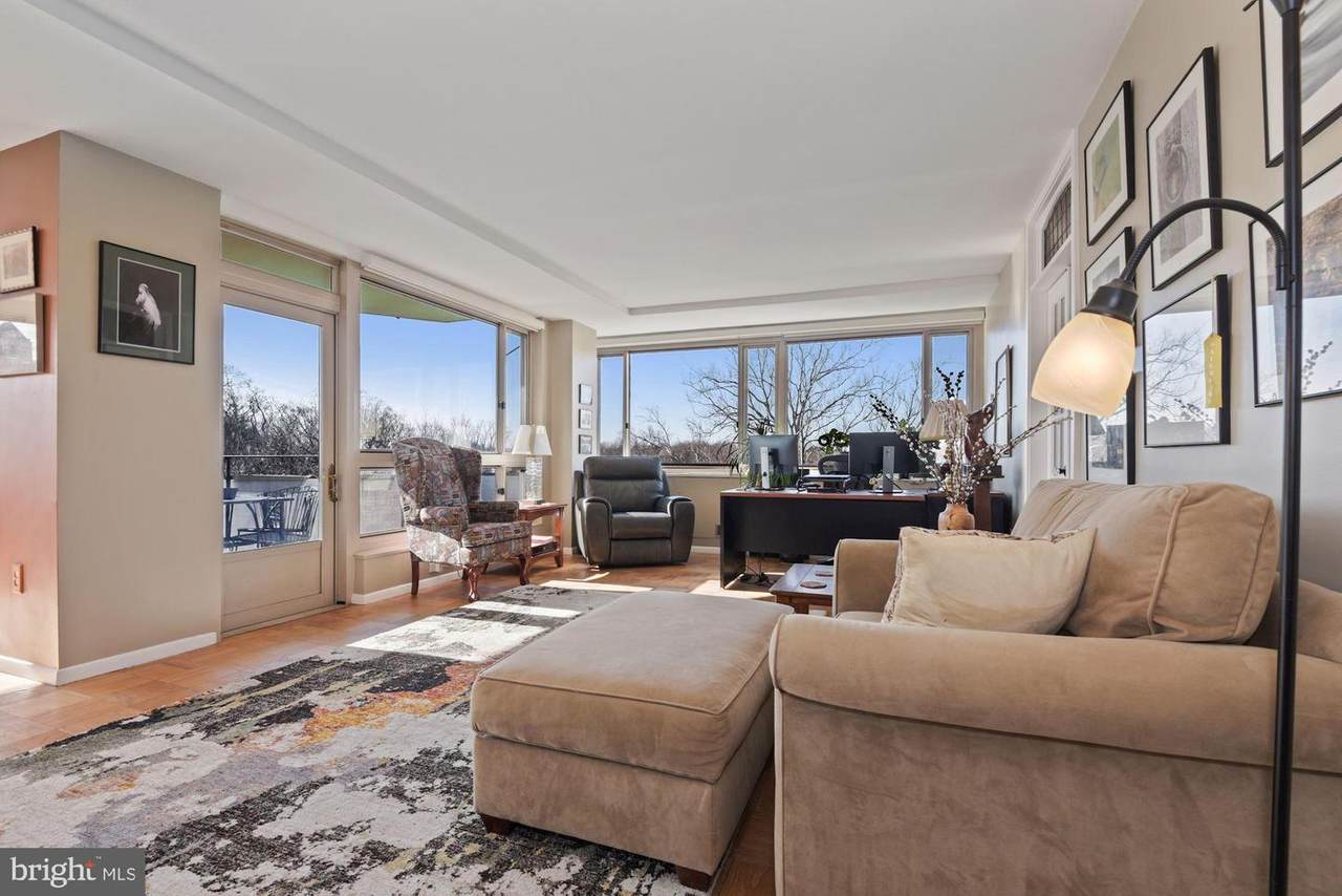 4101 Cathedral Avenue - Photo 1