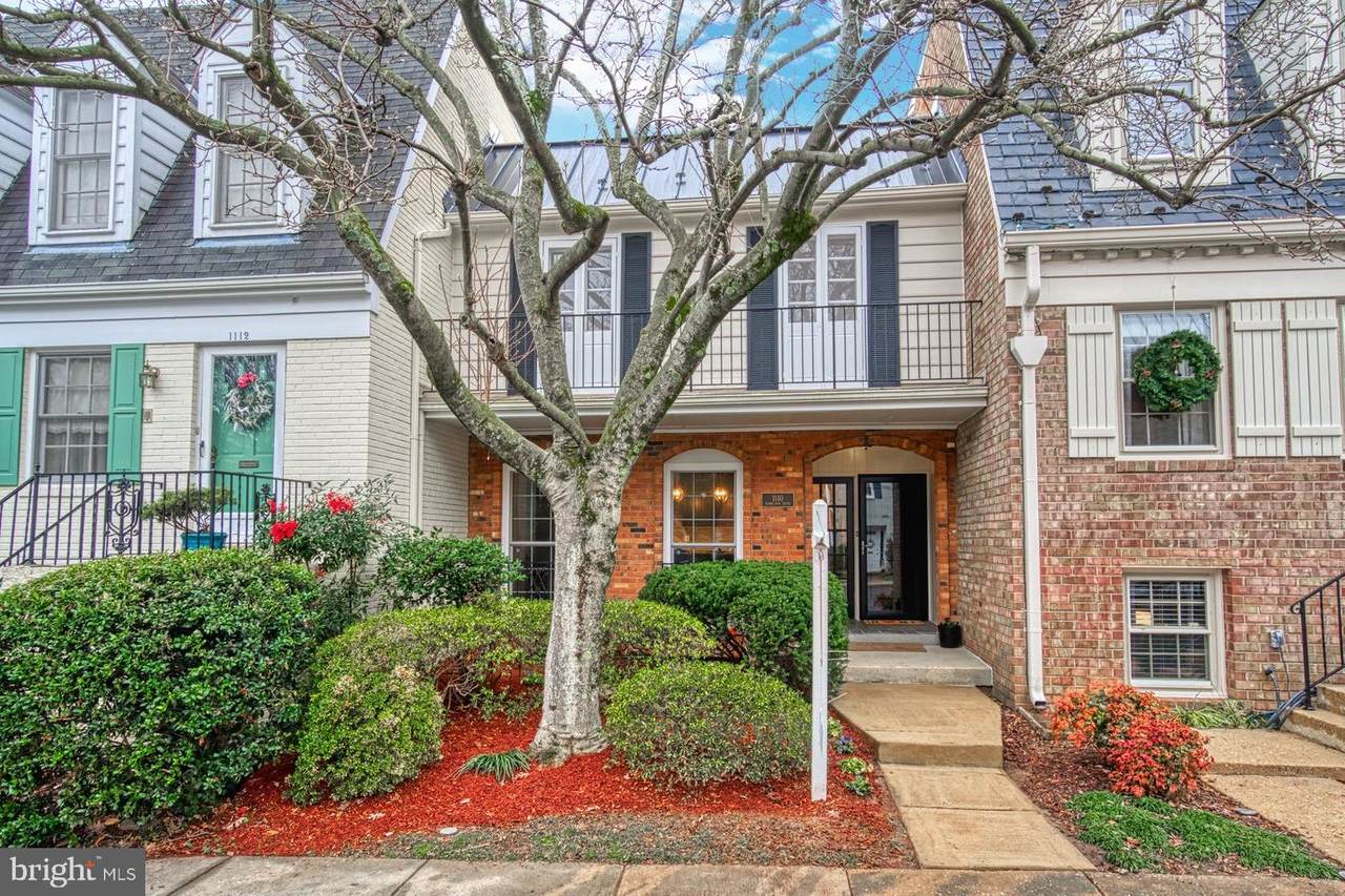 1110 Wimbledon Drive - Photo 1