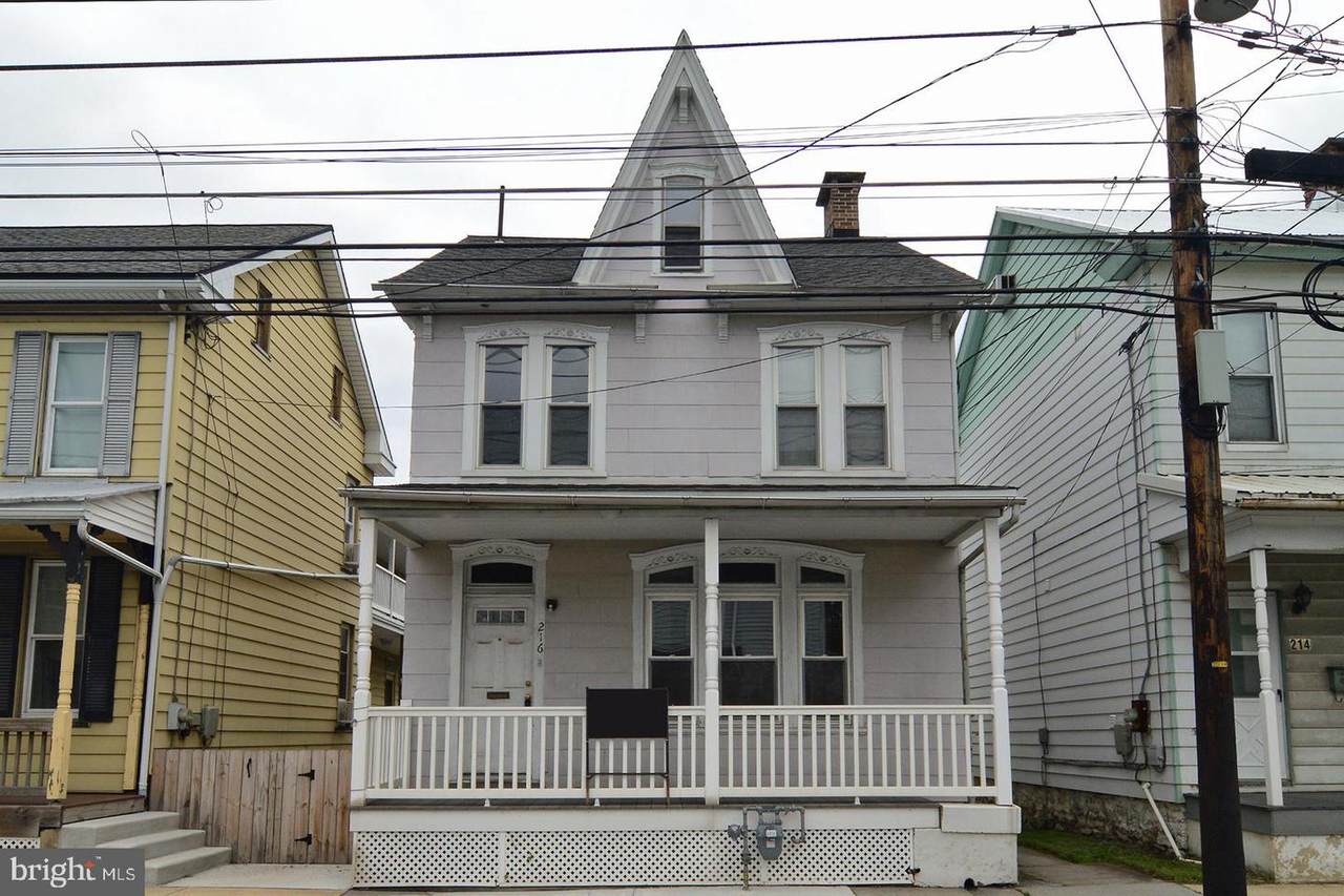 216 Greenwich Street - Photo 1