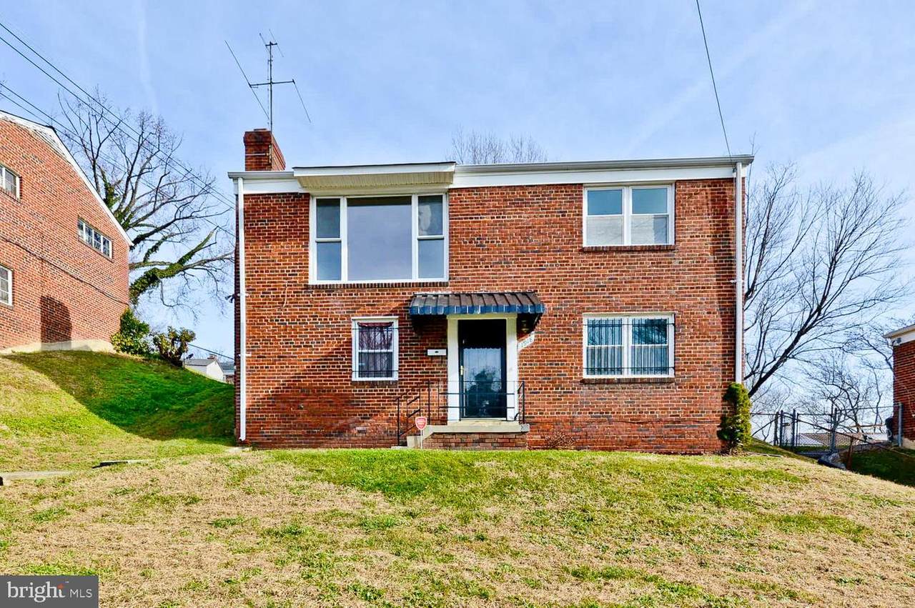 1918 Nova Avenue - Photo 1