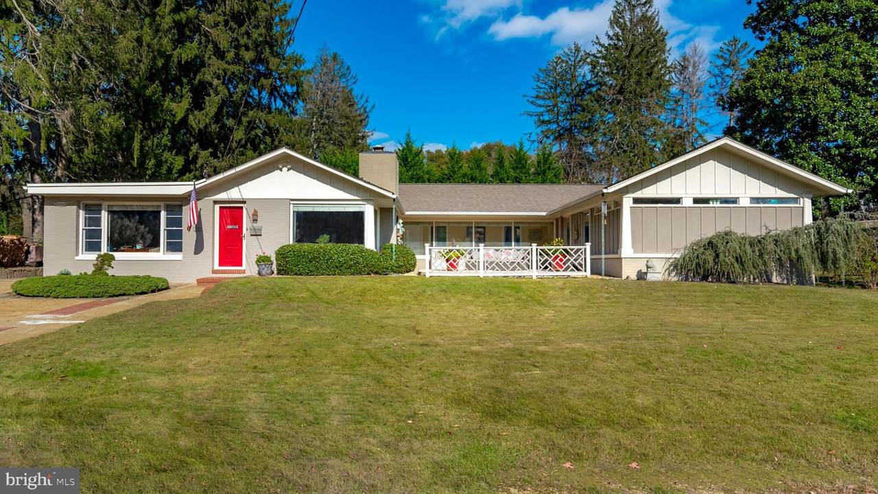 1201 Kentwood Street - Photo 1