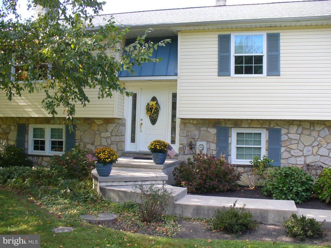 2487 Sanatoga Road - Photo 1