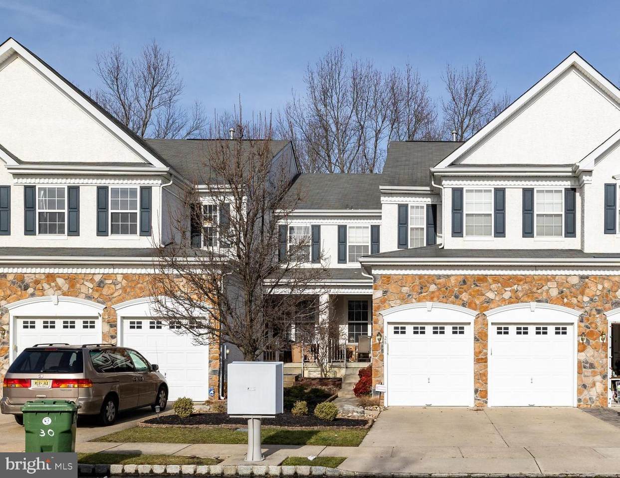 28 Hathaway Court - Photo 1