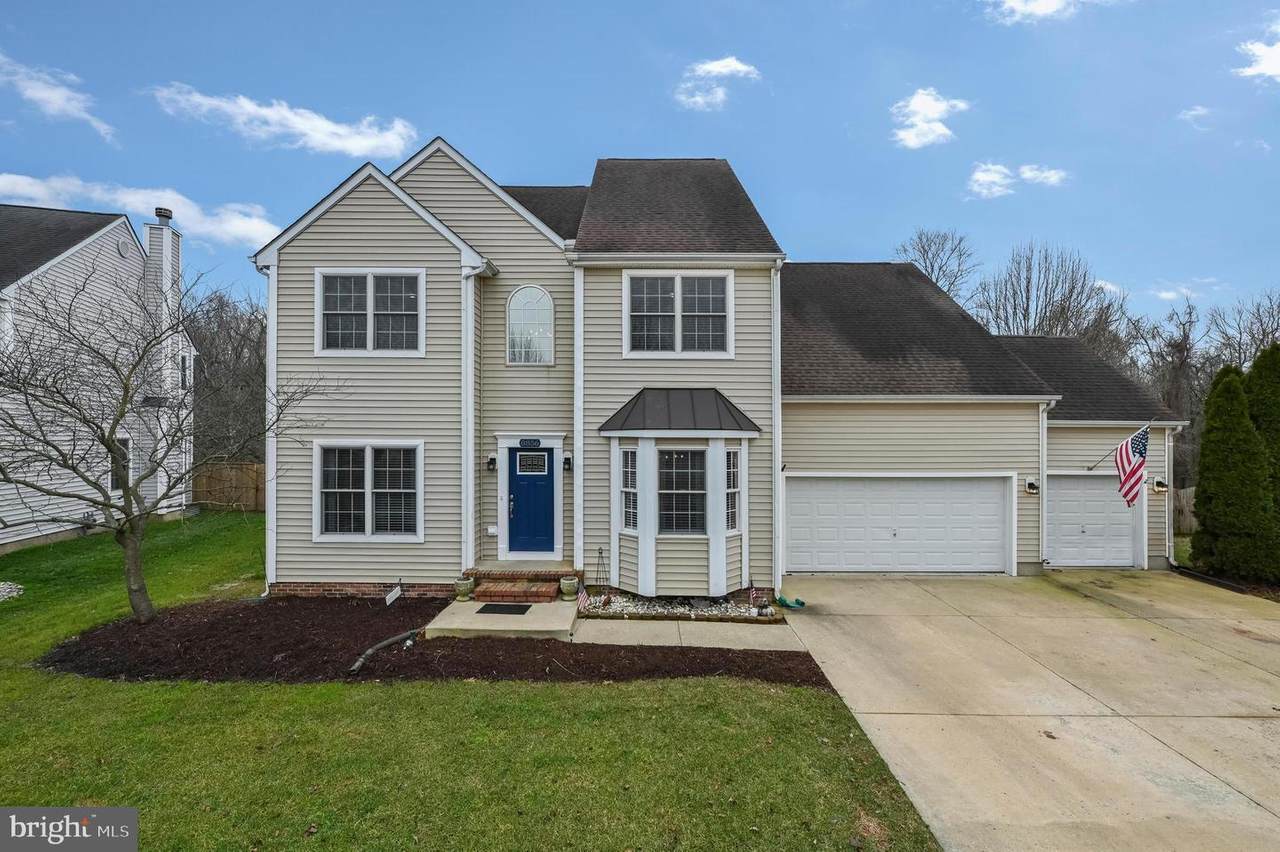 8856 Roundhouse Circle - Photo 1