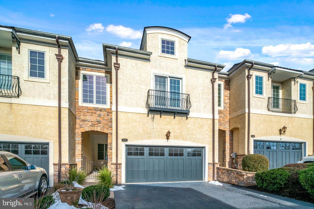 27 Breyer Court - Photo 1