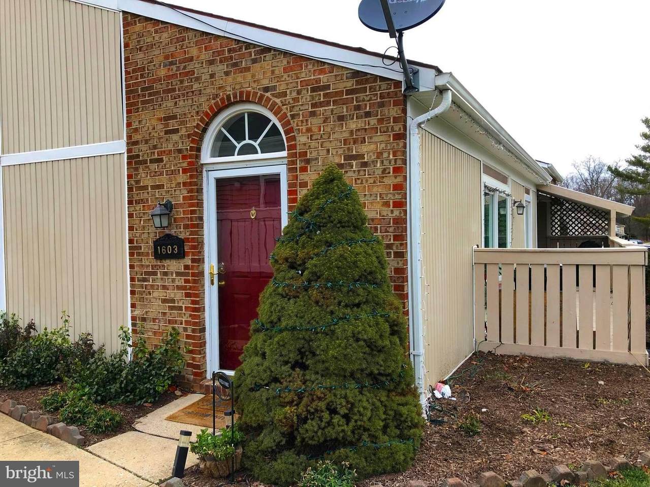 1603 Woodlands Run - Photo 1