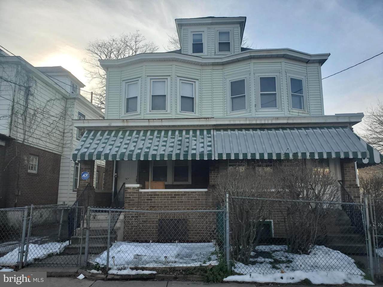 147 Cook Avenue - Photo 1
