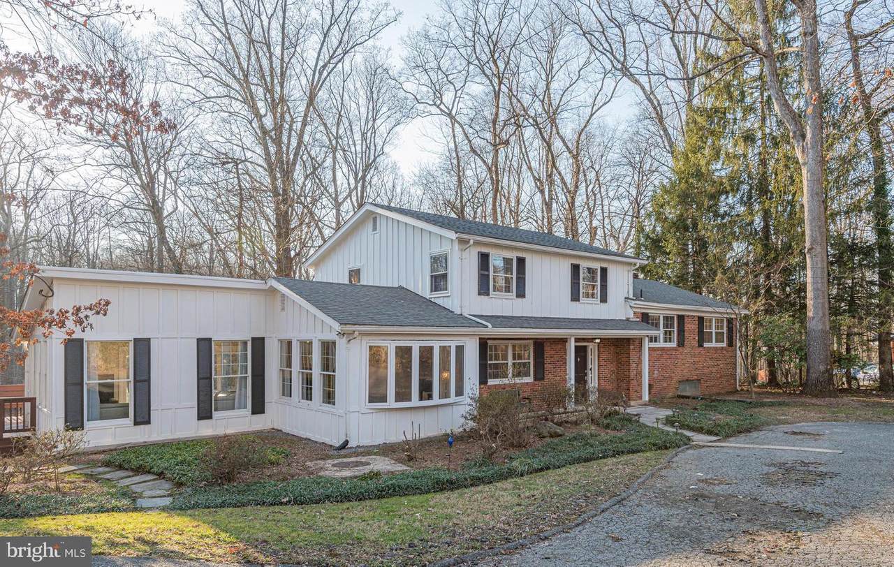 17008 Woodale Drive - Photo 1