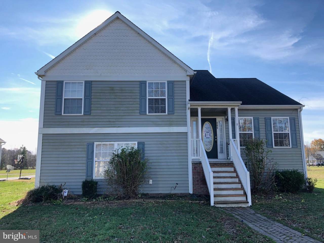 305 Edmonson Lane - Photo 1