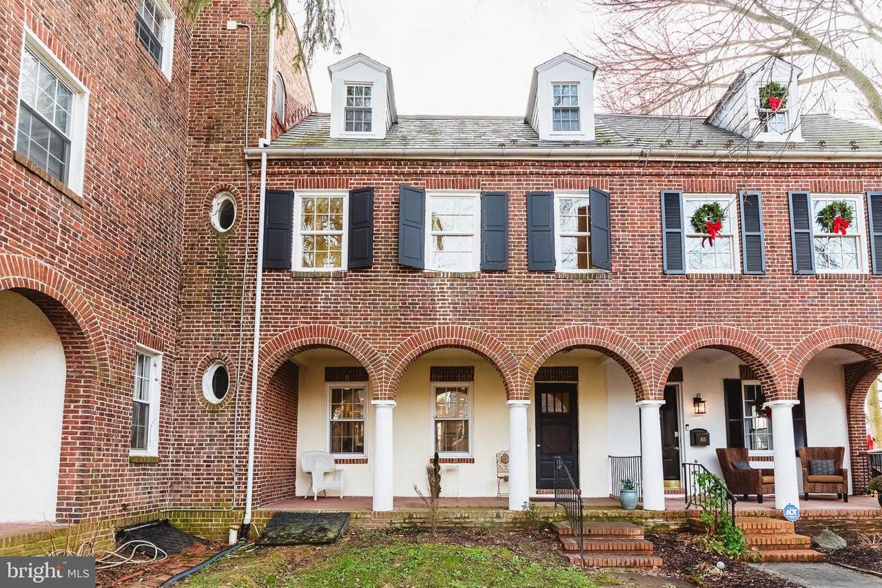 417 Southway - Photo 1