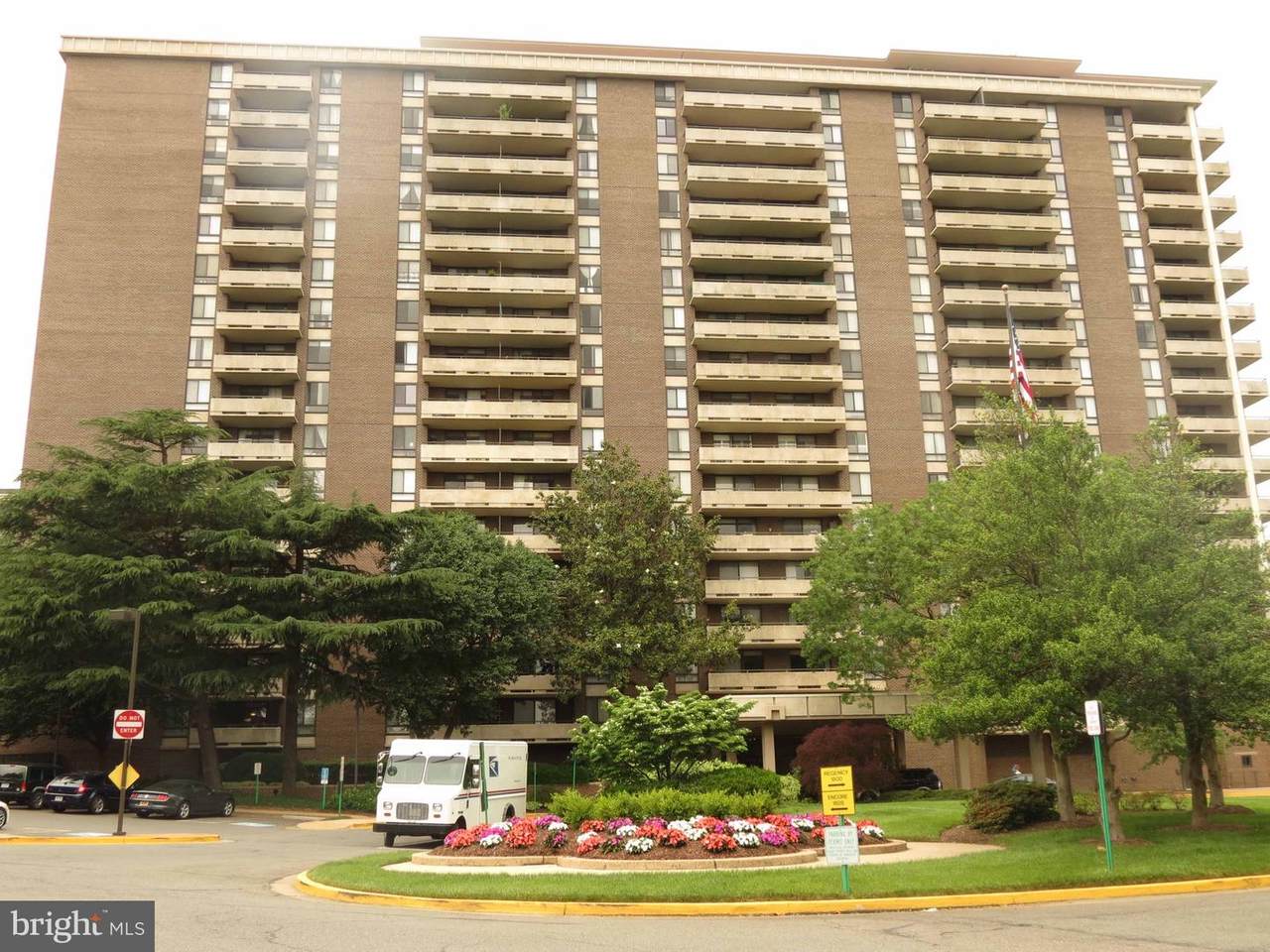 1800 Old Meadow Road - Photo 1