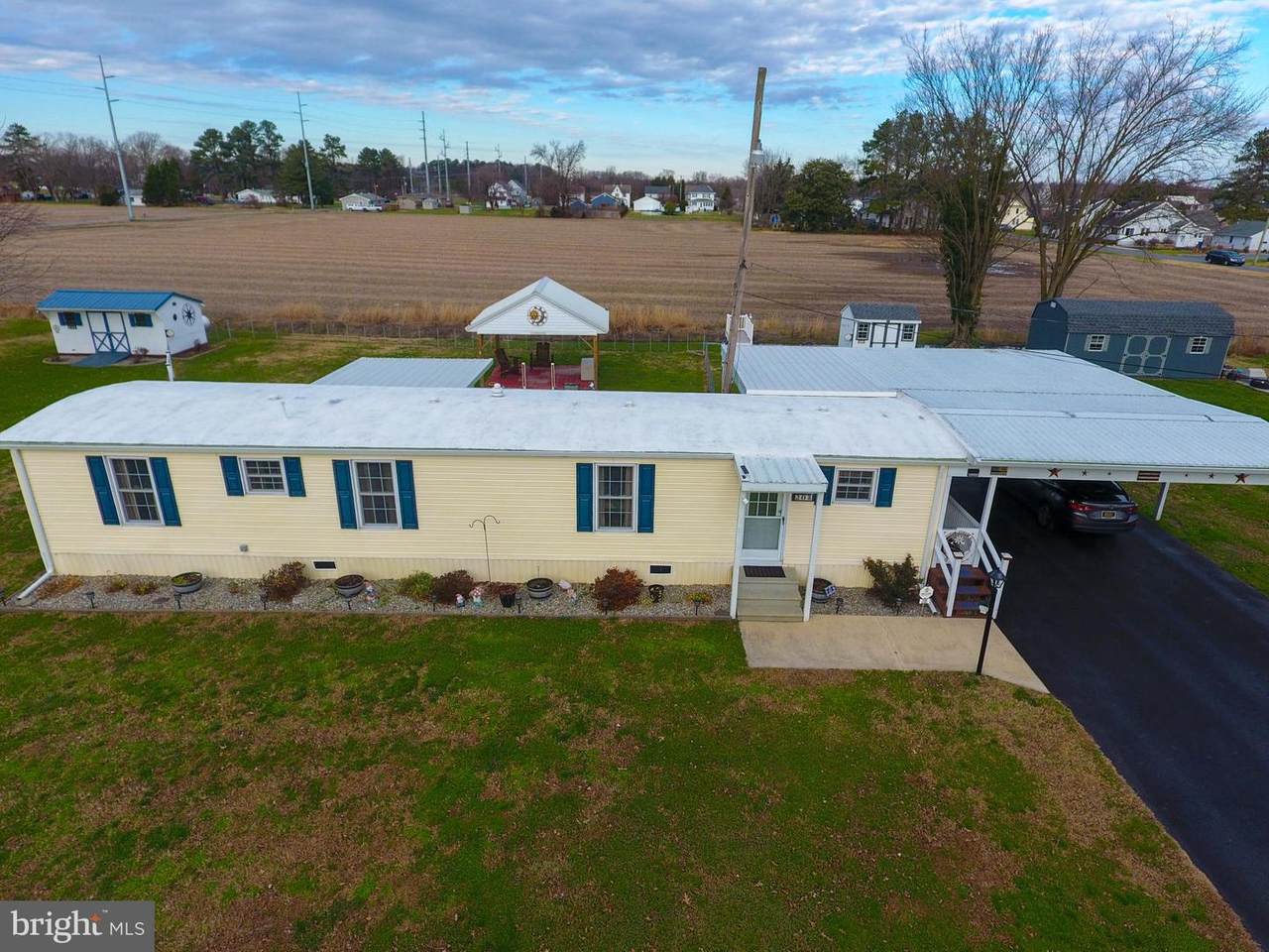 205 Dixie Street - Photo 1