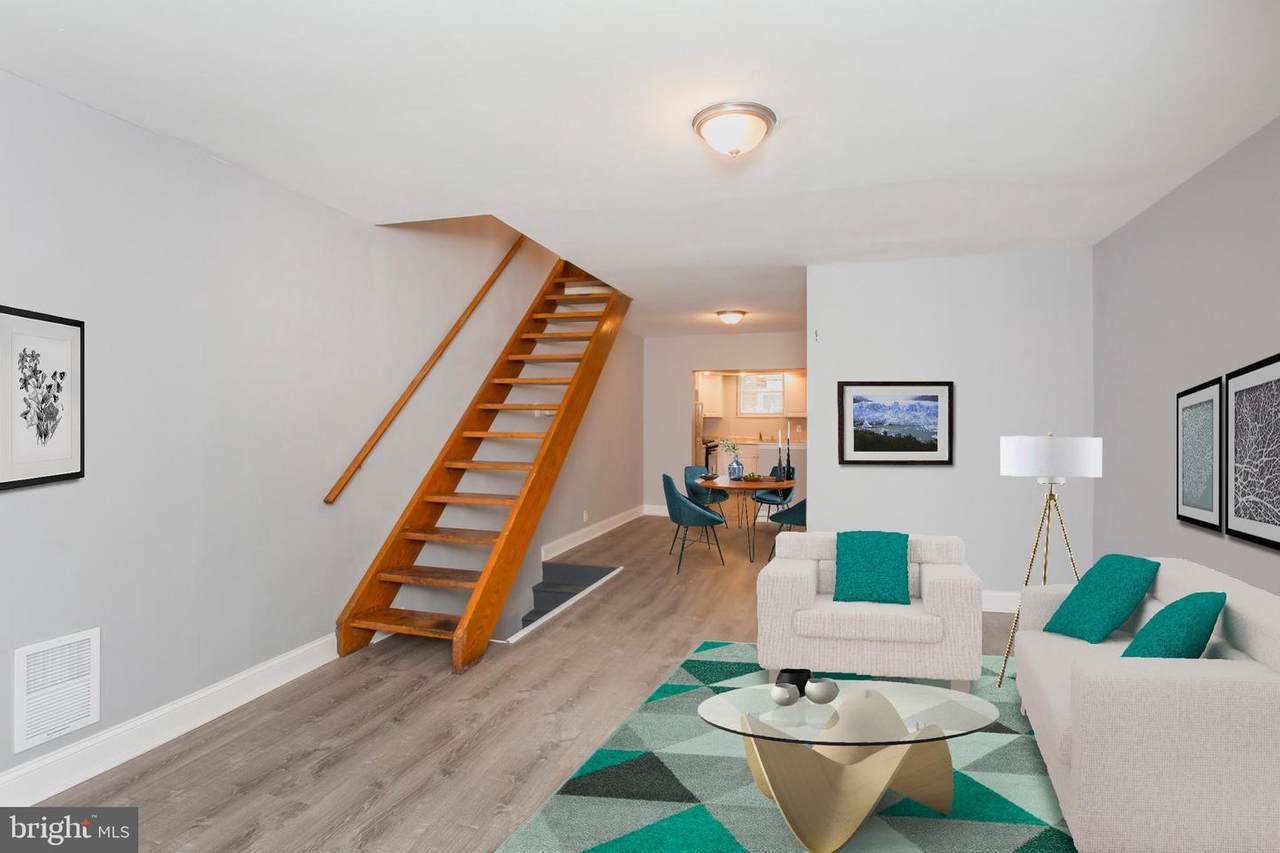 2421 Franklin Street - Photo 1