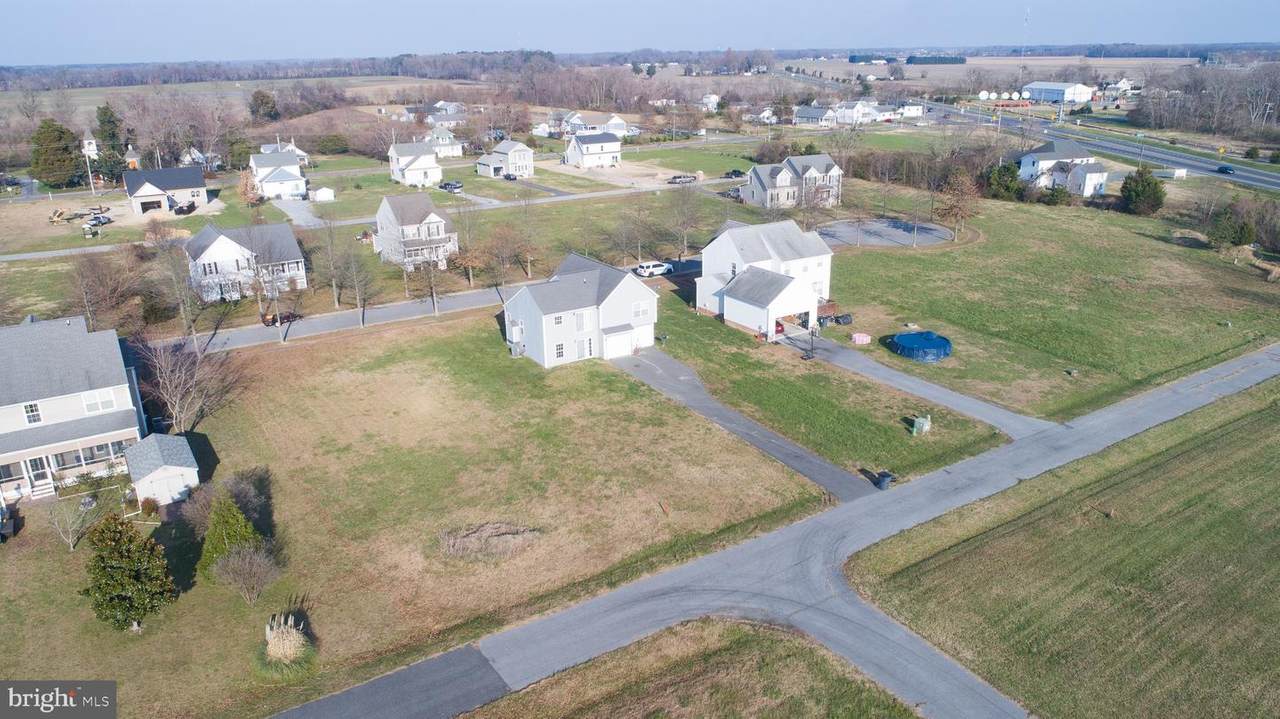 303 Edmonson Lane - Photo 1