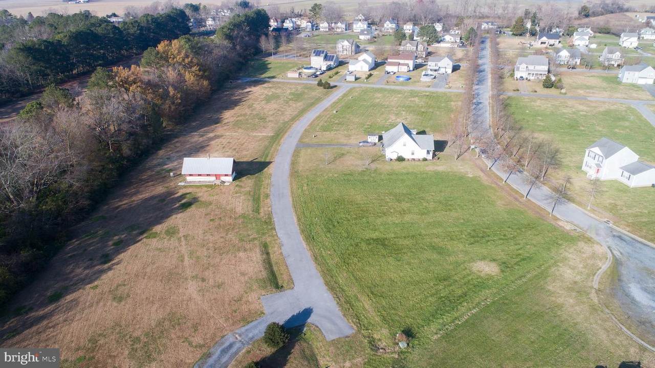 12 Buckland Parkway - Photo 1