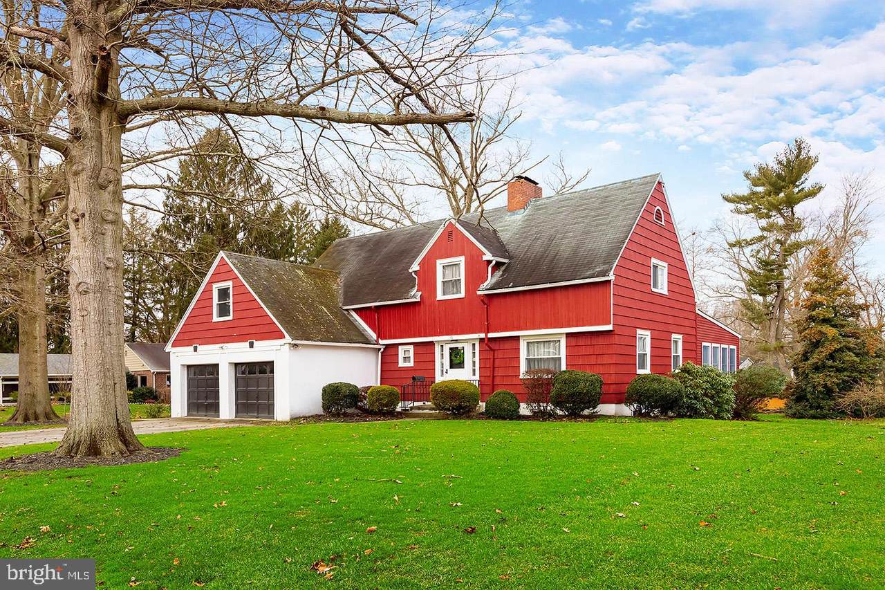 10 Chestnut Drive - Photo 1