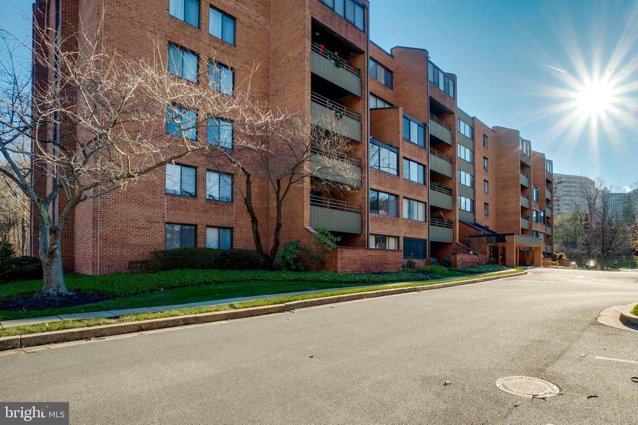 2 Southerly Court - Photo 1