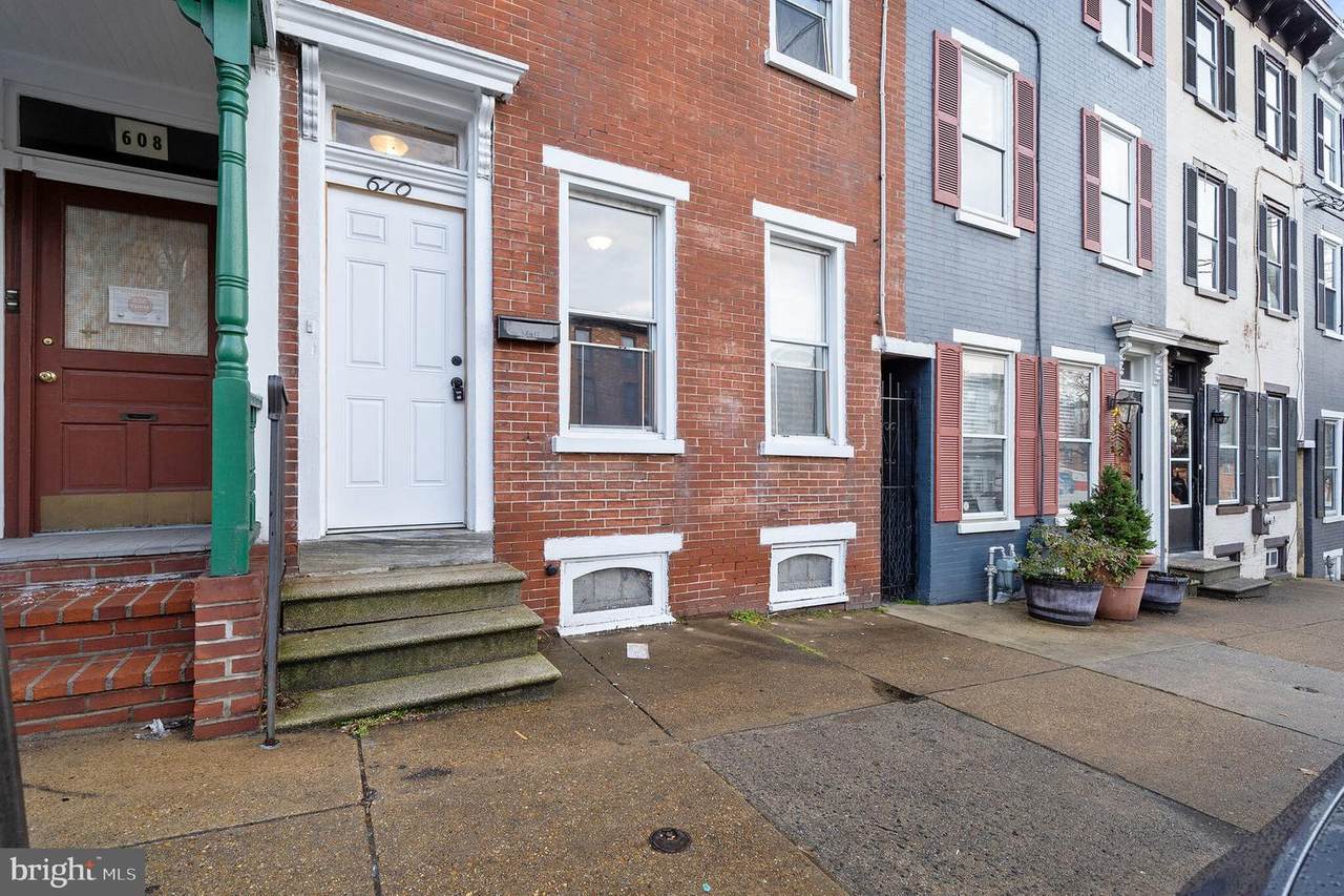 610 4TH Street - Photo 1