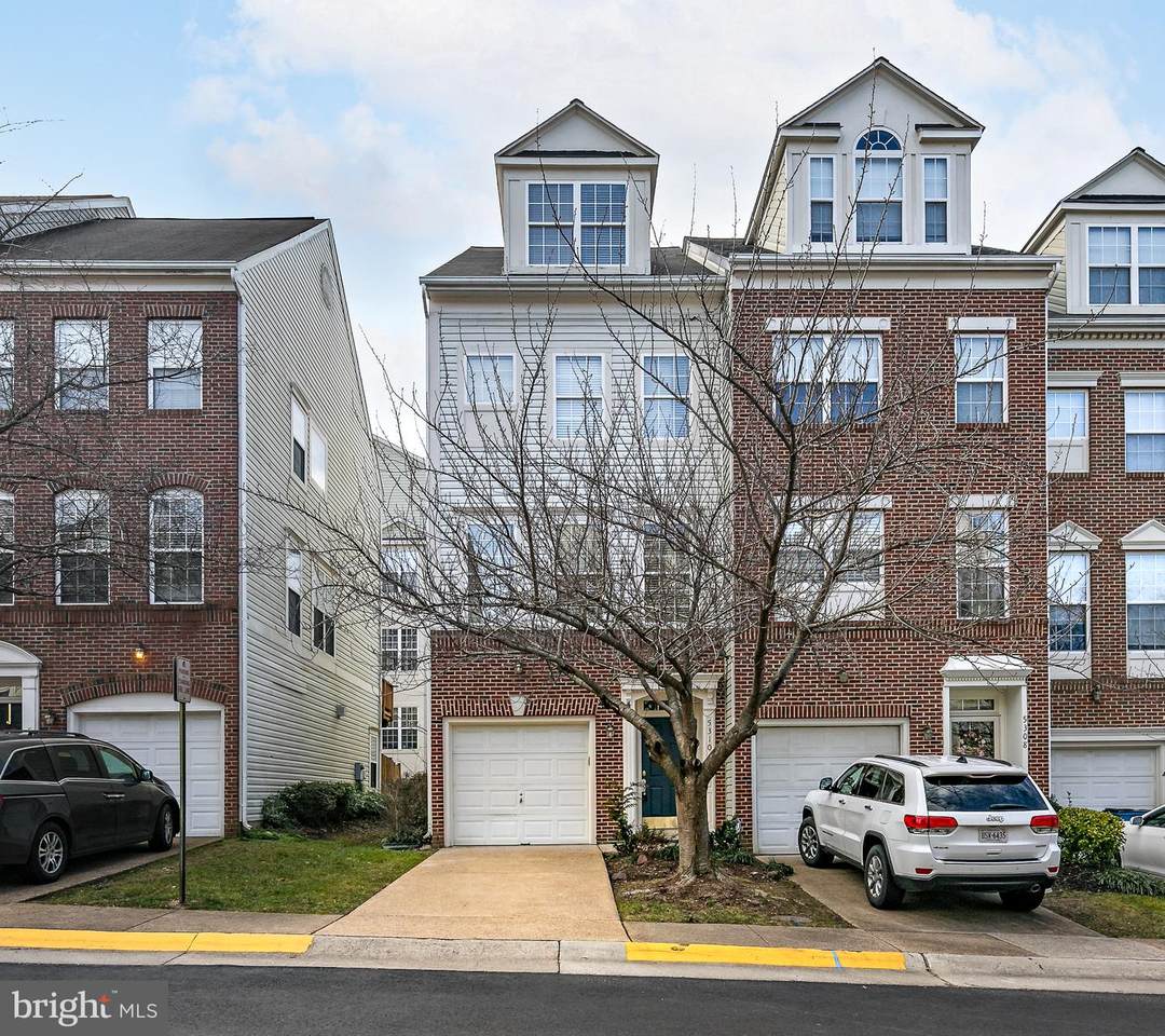 5310 Chieftain Circle - Photo 1
