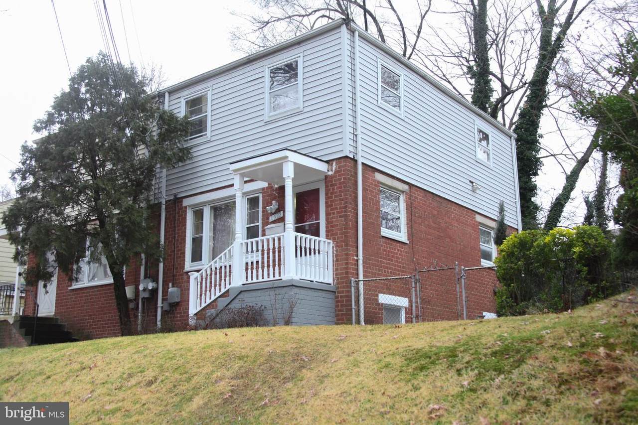 11922 Valleywood Drive - Photo 1