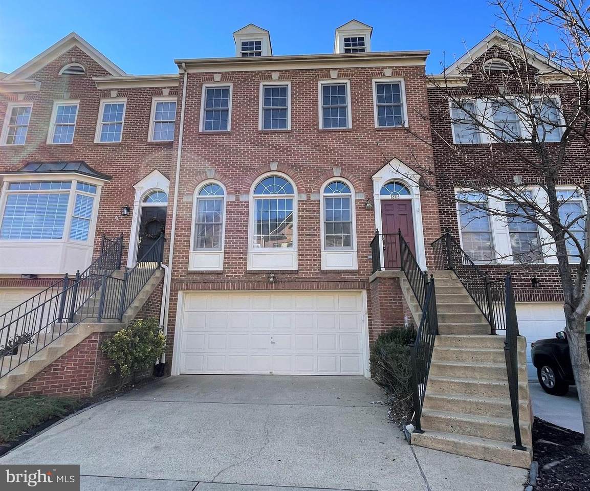 1806 Fawncrest Court - Photo 1