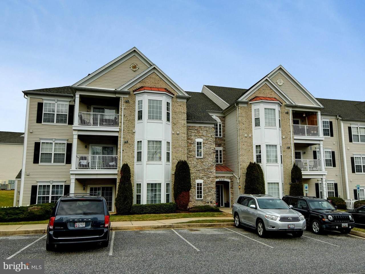400-A Harrison Court - Photo 1