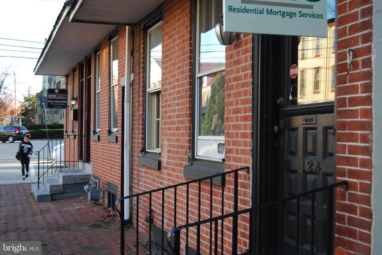 124 S High Street - Photo 1