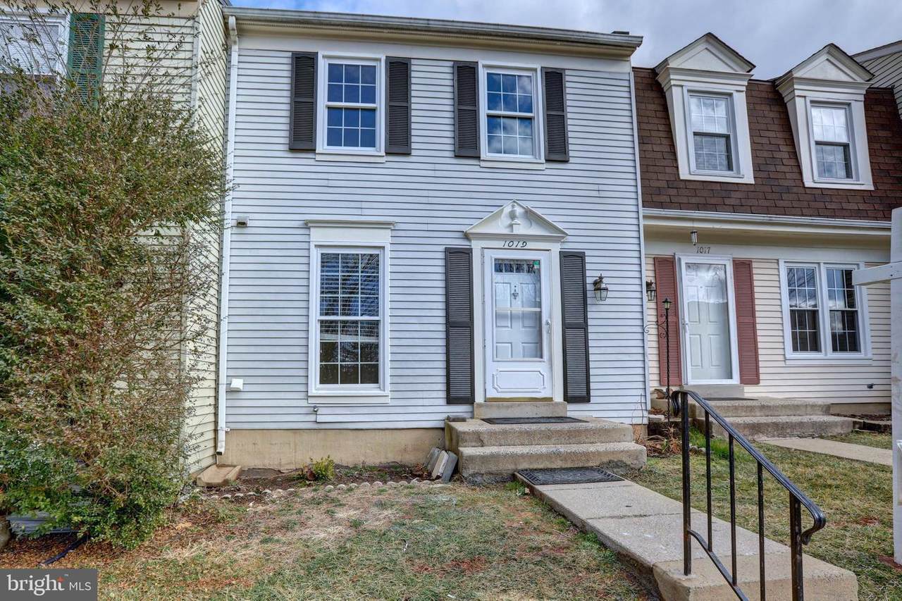 1019 Marsden Court - Photo 1