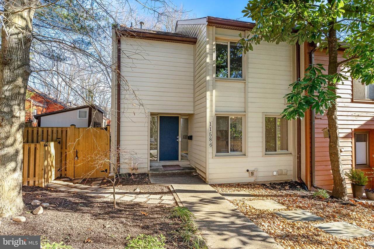 11586 Woodhollow Court - Photo 1