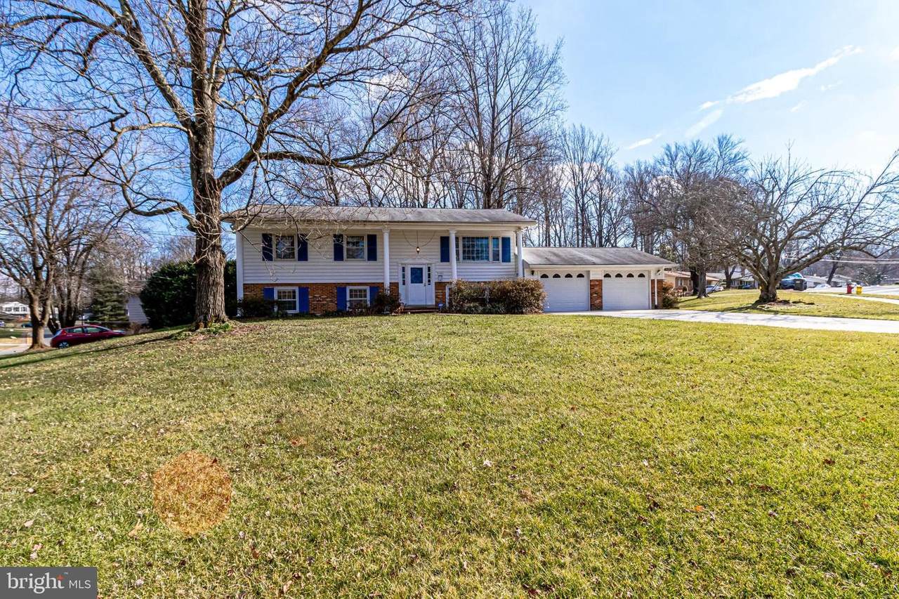 5001 Fleming Drive - Photo 1