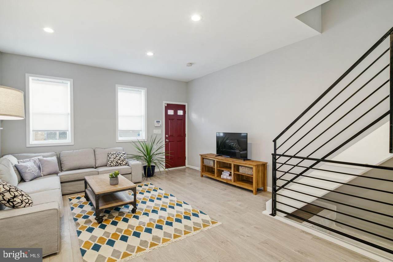 1823 Wharton Street - Photo 1