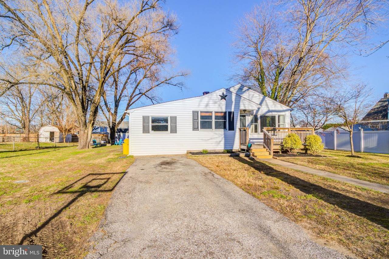 1306 Gill Street - Photo 1