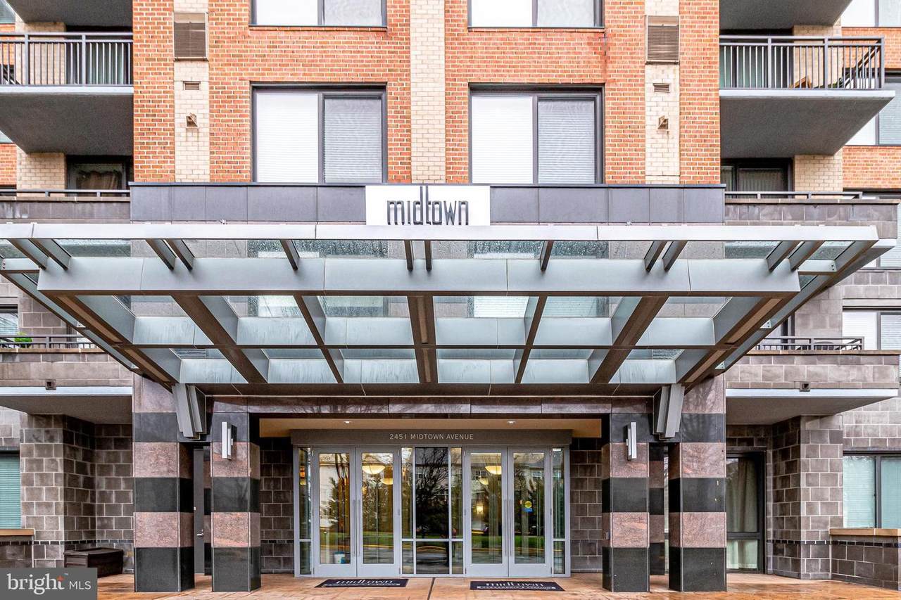 2451 Midtown Avenue - Photo 1