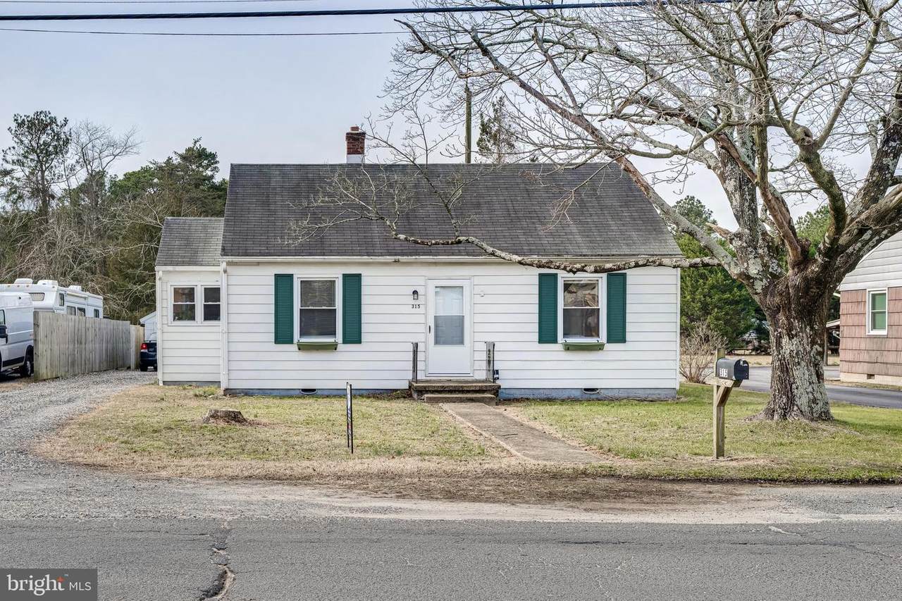 315 Reliance Avenue - Photo 1