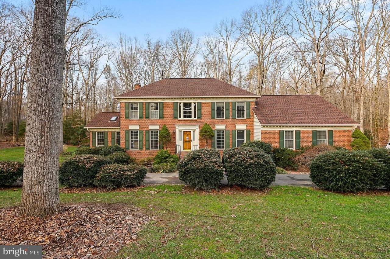 10534 Knollwood Drive - Photo 1
